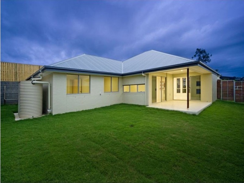 11 Daintree Drive, Coomera QLD 4209