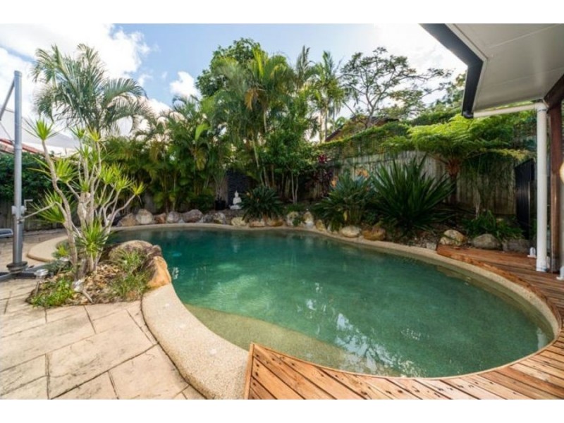 55 Arnold Palmer Drive, Parkwood QLD 4214