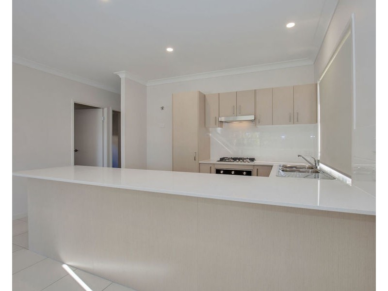 49 Oxford St, Pimpama QLD 4209