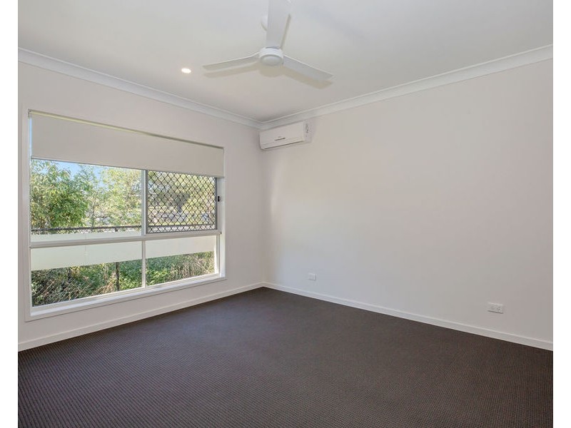 49 Oxford St, Pimpama QLD 4209