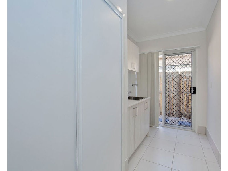 49 Oxford St, Pimpama QLD 4209