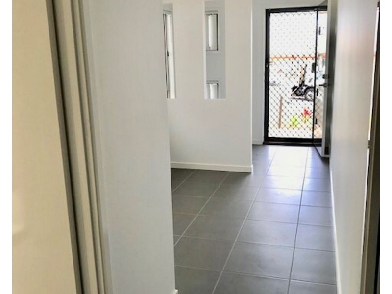 6 Yale St, Pimpama QLD 4209