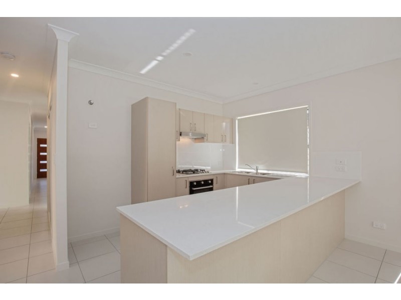 45 Oxford St, Pimpama QLD 4209