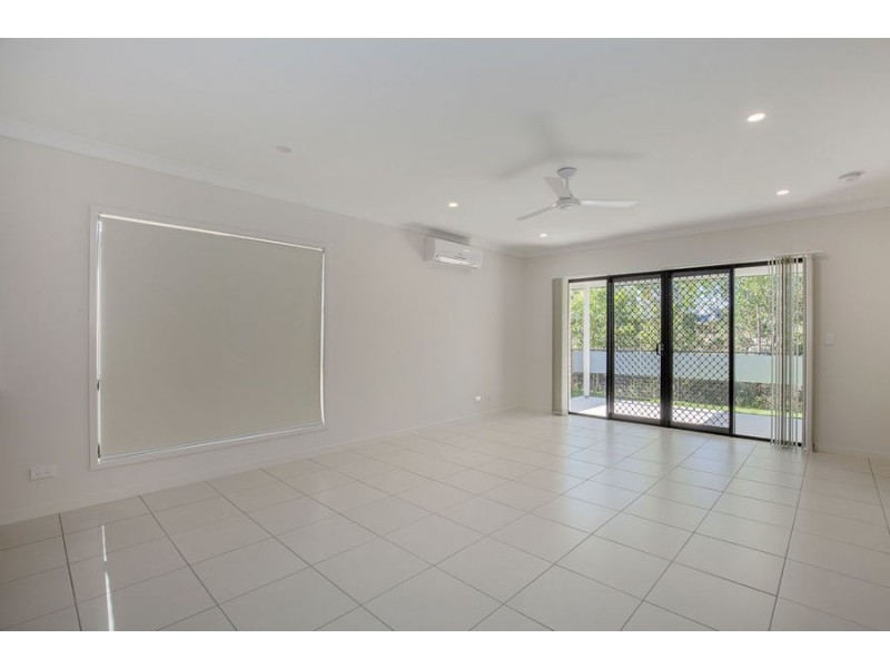45 Oxford St, Pimpama QLD 4209