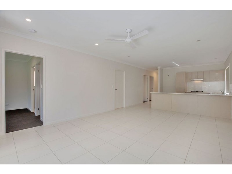 45 Oxford St, Pimpama QLD 4209