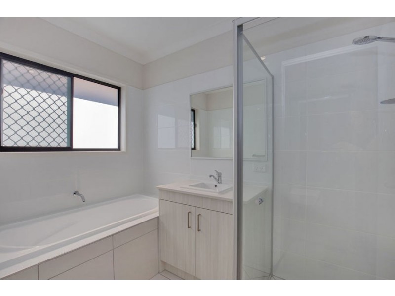 45 Oxford St, Pimpama QLD 4209