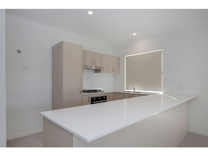 43 Oxford St, Pimpama QLD 4209