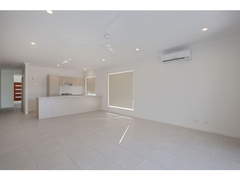 43 Oxford St, Pimpama QLD 4209