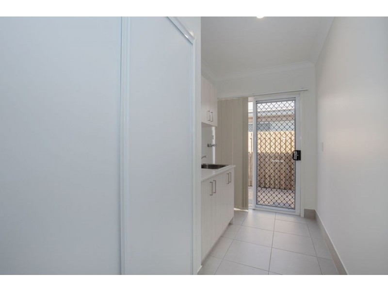 43 Oxford St, Pimpama QLD 4209