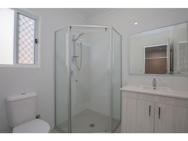 43 Oxford St, Pimpama QLD 4209