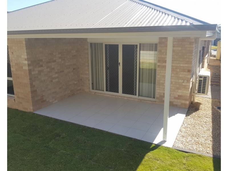 7 Oxford St, Pimpama QLD 4209