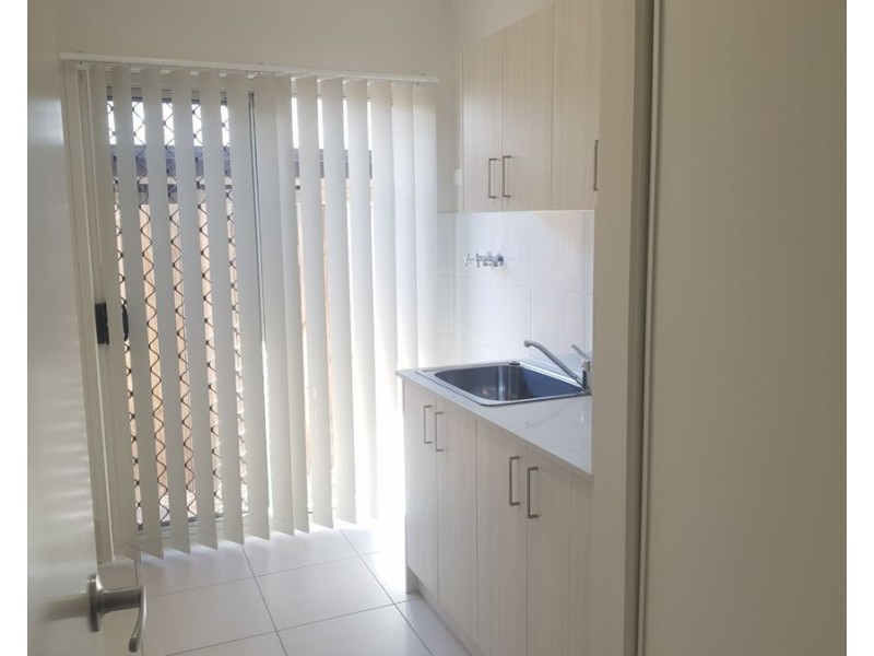 7 Oxford St, Pimpama QLD 4209