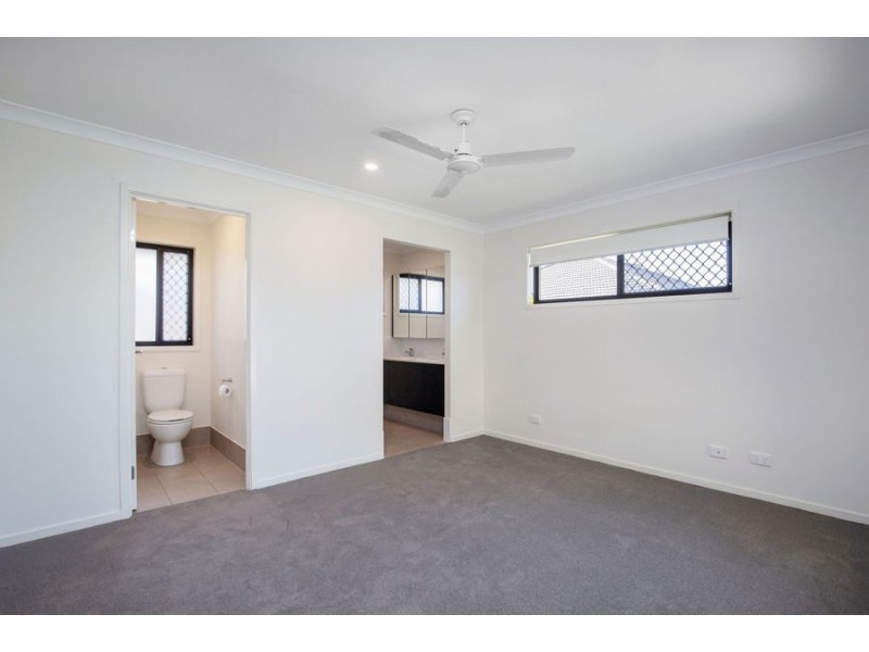 53 Ningaloo Drive, Pimpama QLD 4209