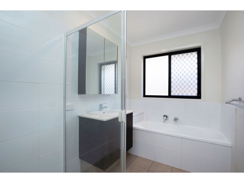 53 Ningaloo Drive, Pimpama QLD 4209