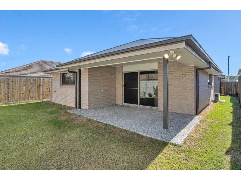 57 Village Boulevard, Pimpama QLD 4209