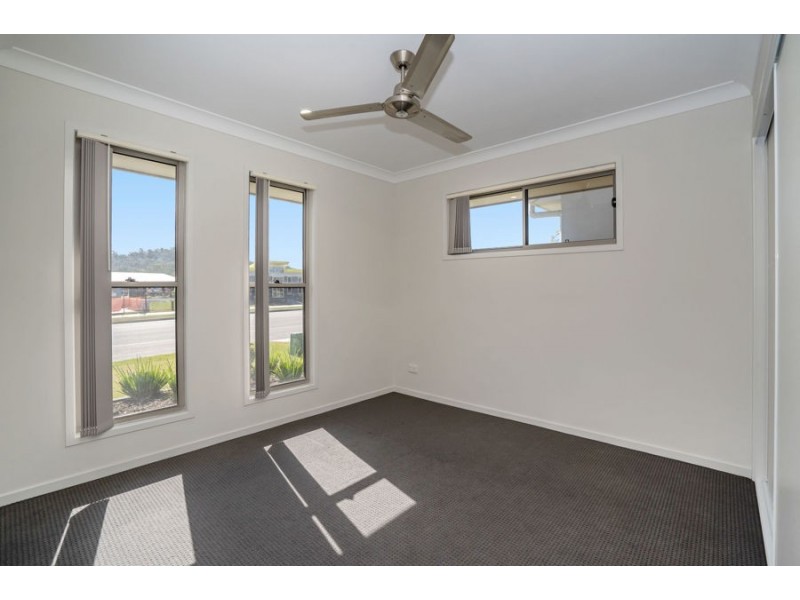 57 Village Boulevard, Pimpama QLD 4209