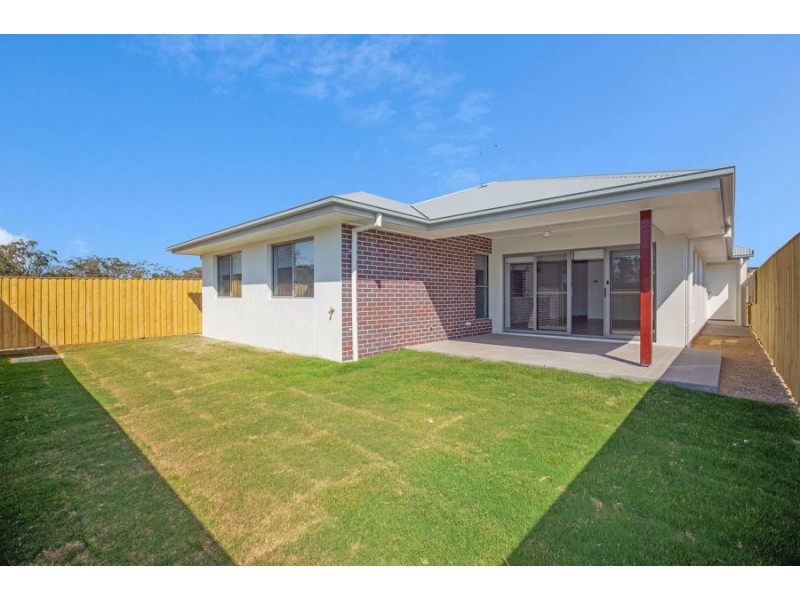 52 Girtin Circuit, Pimpama QLD 4209