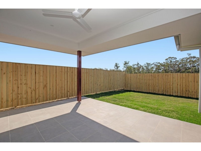 52 Girtin Circuit, Pimpama QLD 4209