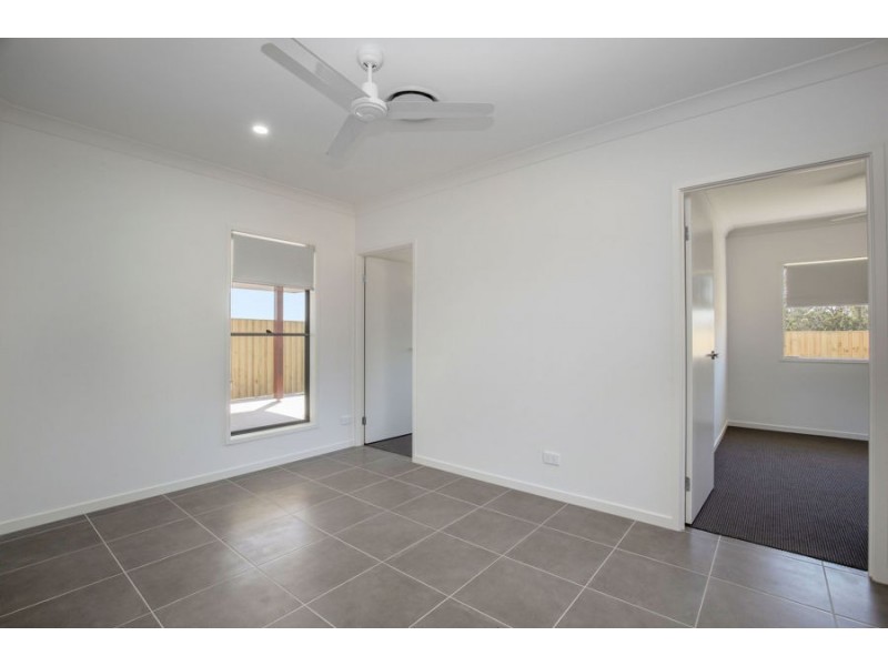 52 Girtin Circuit, Pimpama QLD 4209