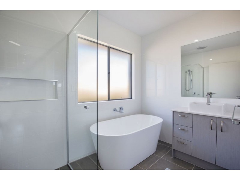 52 Girtin Circuit, Pimpama QLD 4209