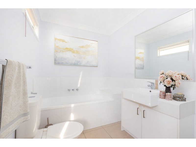 24A Kelly Ave, Coomera QLD 4209