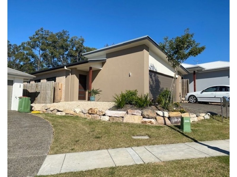 5 Oxford St, Pimpama QLD 4209