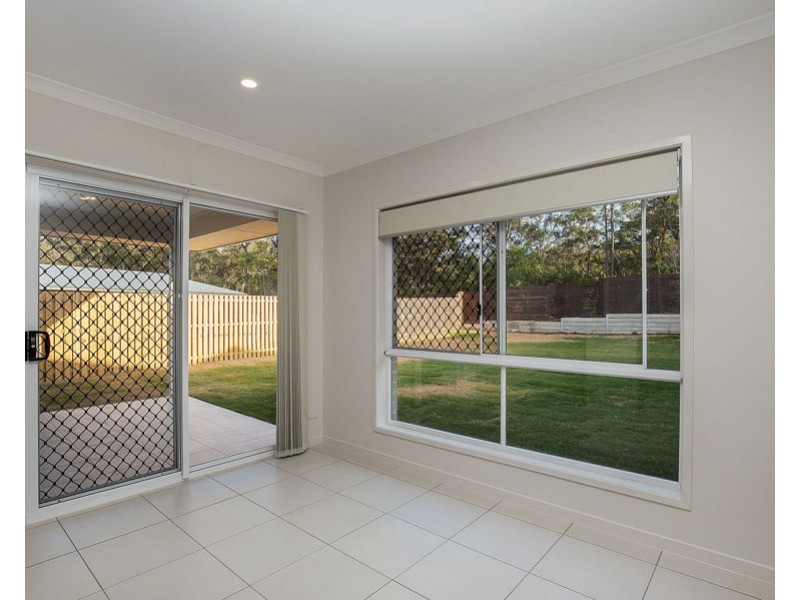 3 Oxford St, Pimpama QLD 4209