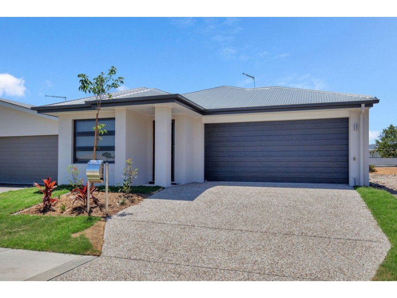 37 Oxford St, Pimpama QLD 4209