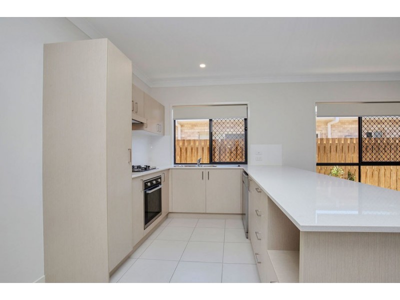 37 Oxford St, Pimpama QLD 4209