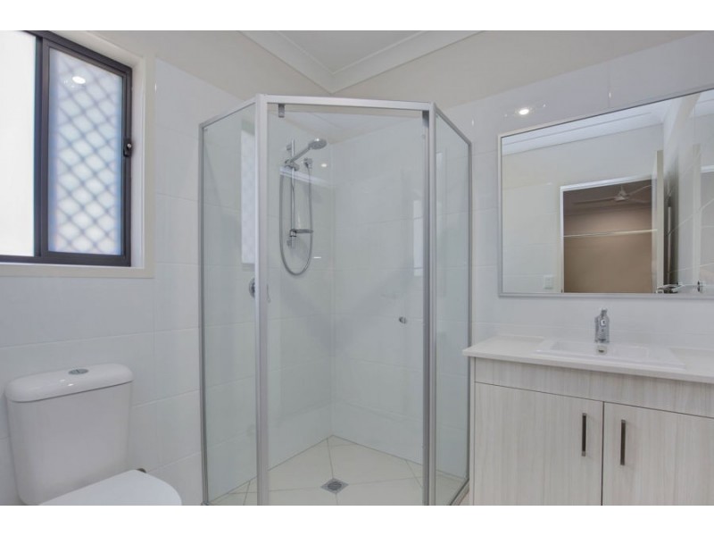 37 Oxford St, Pimpama QLD 4209