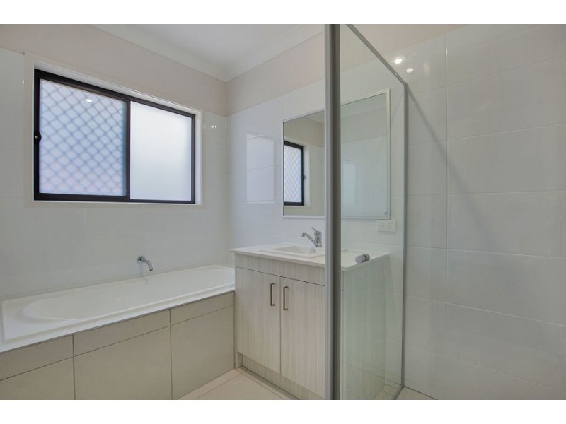 37 Oxford St, Pimpama QLD 4209