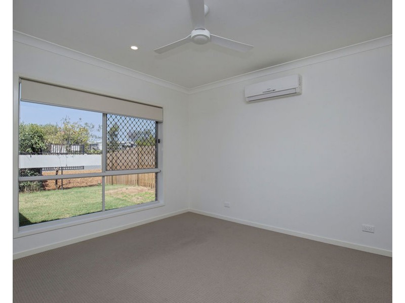 57 Oxford St, Pimpama QLD 4209
