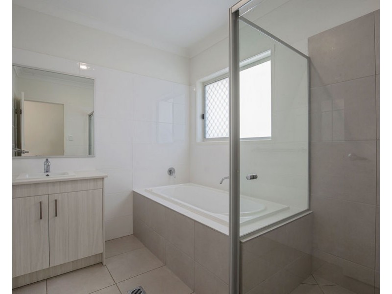 57 Oxford St, Pimpama QLD 4209