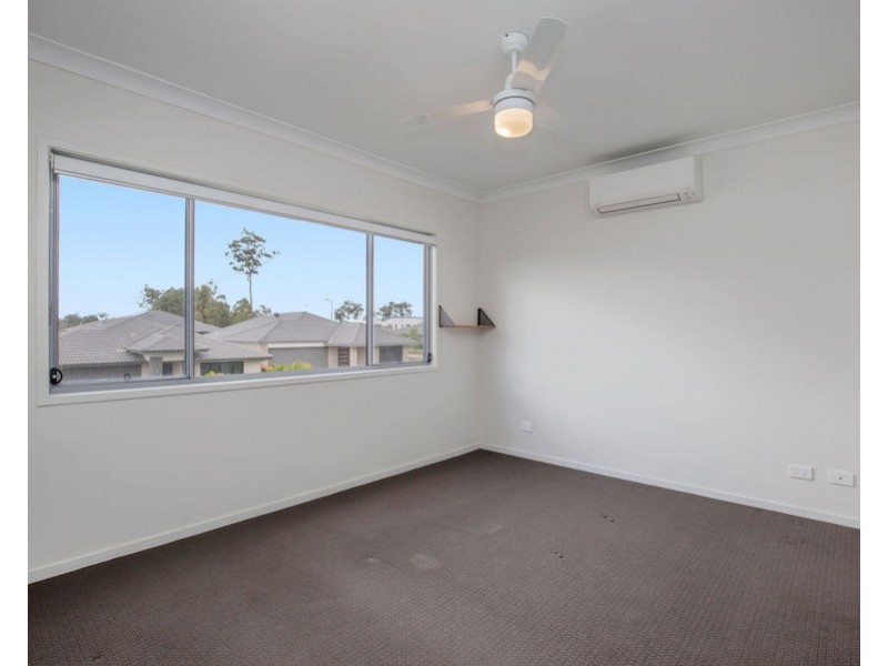 3/3 Gatina Crescent, Coomera QLD 4209