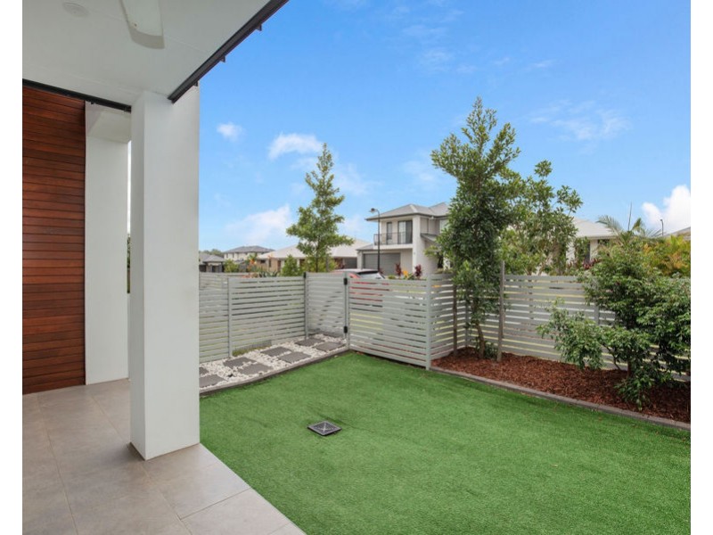 3/3 Gatina Crescent, Coomera QLD 4209