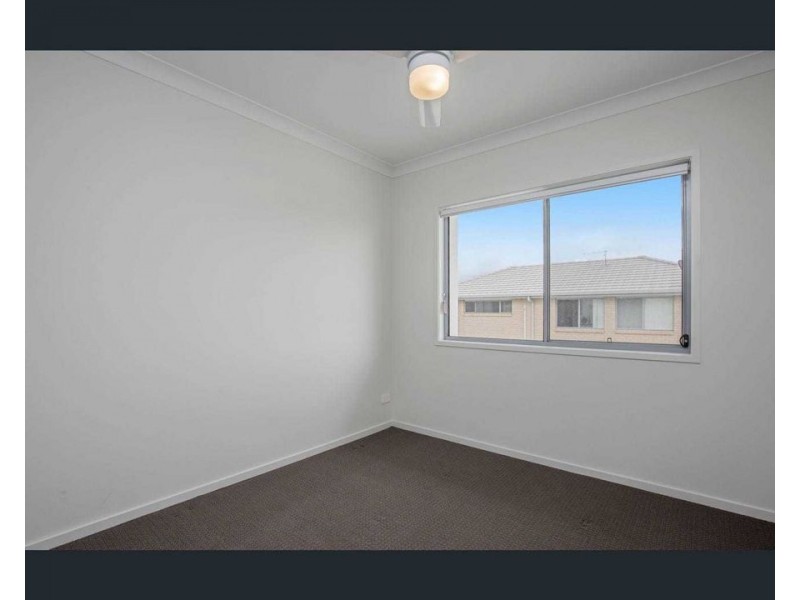 3/3 Gatina Crescent, Coomera QLD 4209