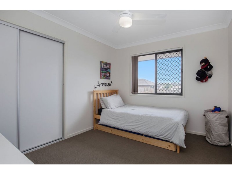 17 Allington Circuit, Maudsland QLD 4210