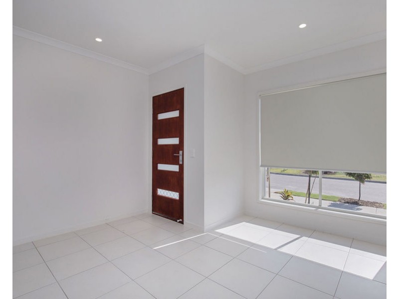 35 Oxford St, Pimpama QLD 4209