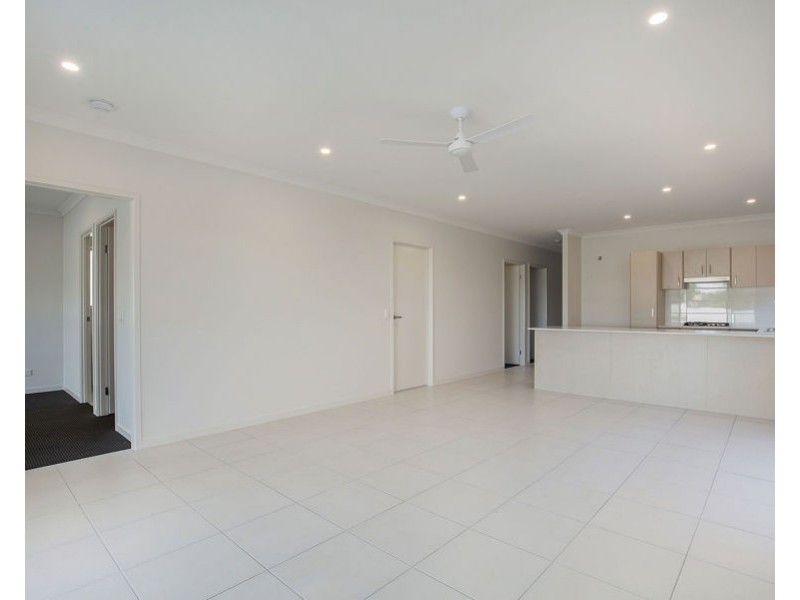 35 Oxford St, Pimpama QLD 4209