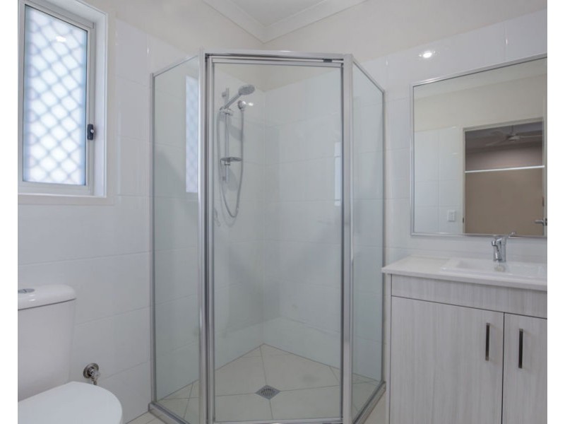 35 Oxford St, Pimpama QLD 4209