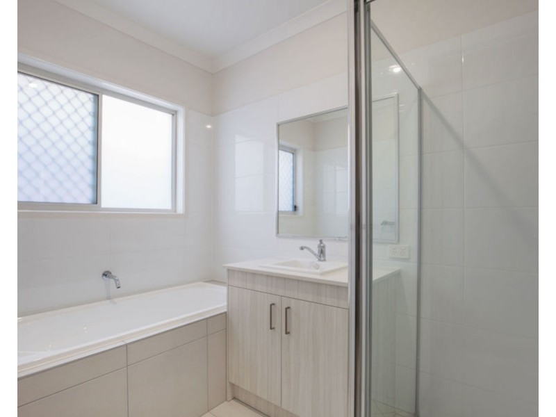 35 Oxford St, Pimpama QLD 4209