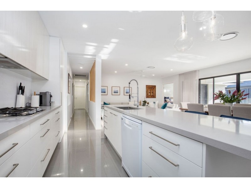 10 Rundle Ave, Pimpama QLD 4209