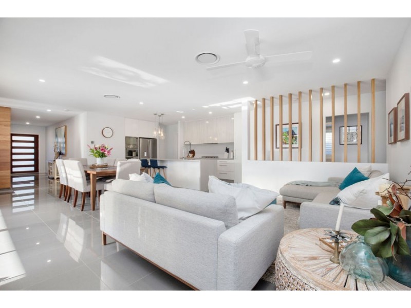 10 Rundle Ave, Pimpama QLD 4209