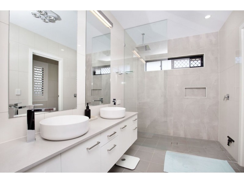 10 Rundle Ave, Pimpama QLD 4209