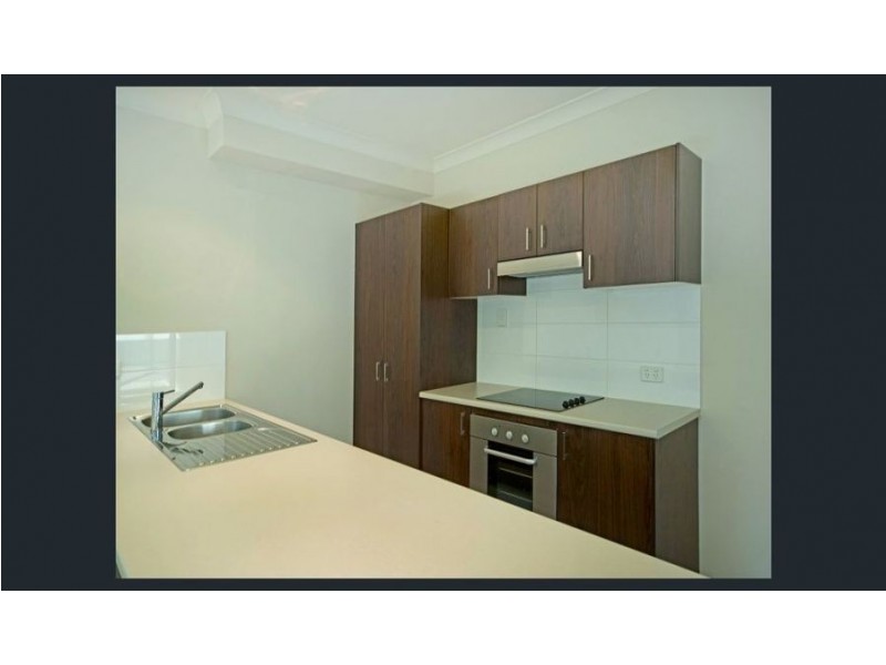 4/44 Careel Close, Helensvale QLD 4212