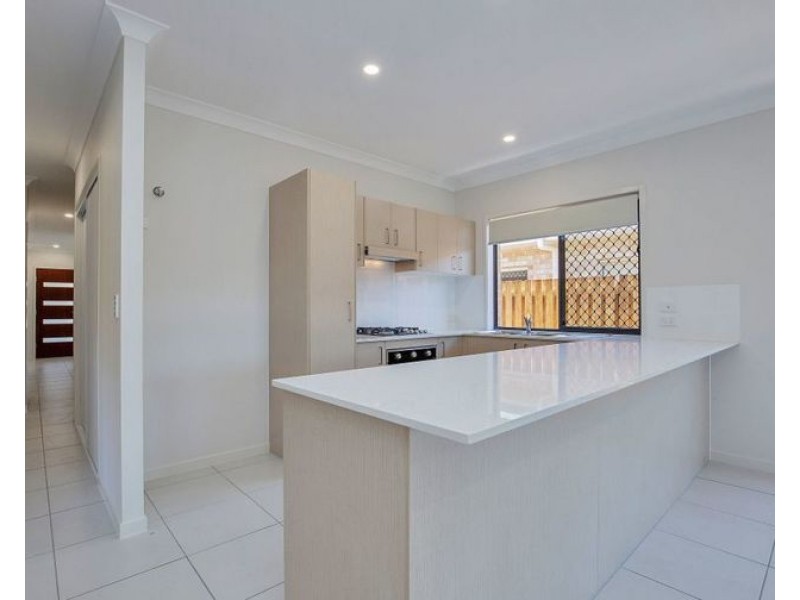 25 Oxford St, Pimpama QLD 4209