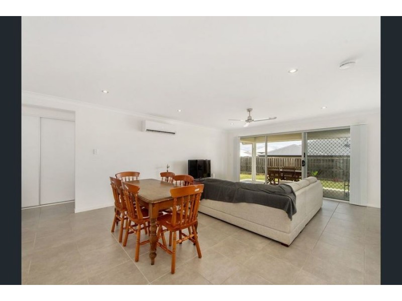 6 Carpenters Drive, Coomera QLD 4209