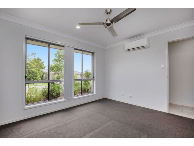 37 Copeland St, Pimpama QLD 4209