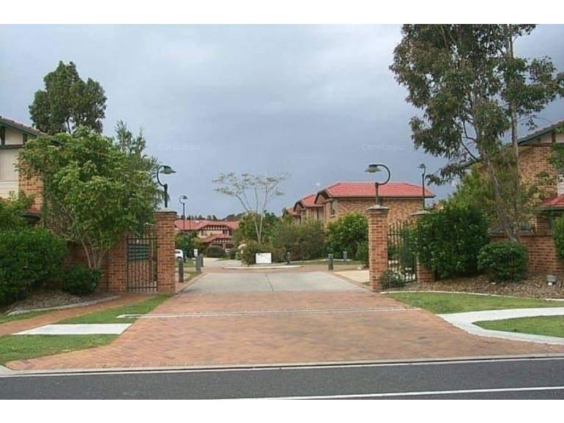 55/75 Brown St, Labrador QLD 4215