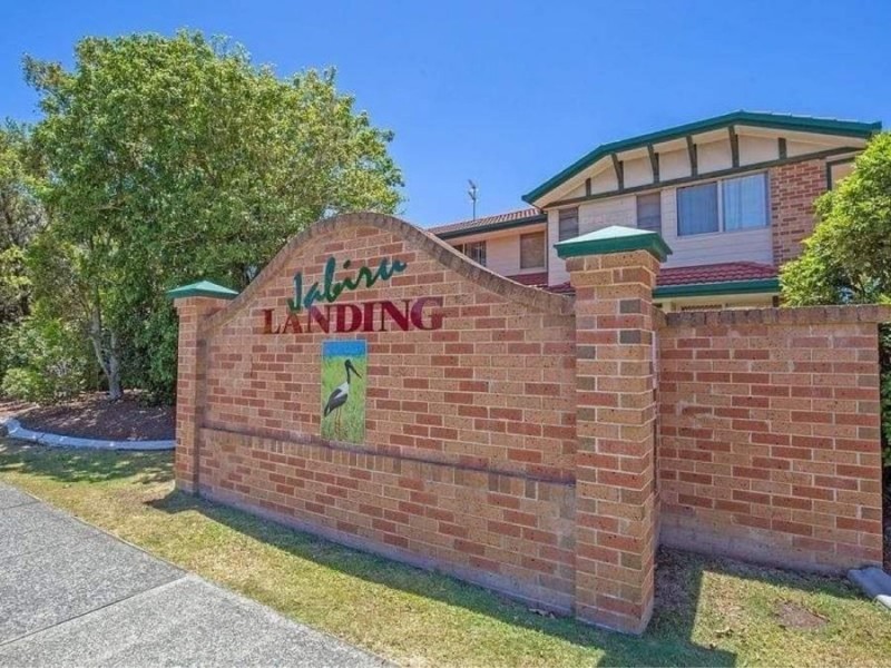 55/75 Brown St, Labrador QLD 4215